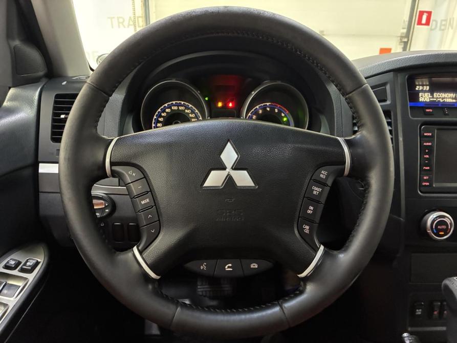 Mitsubishi Pajero IV Рестайлинг 1 Пермь  - изображение 19