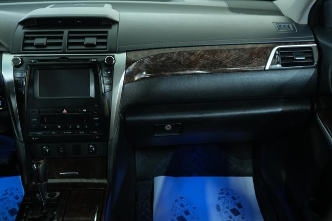 Toyota Camry VII (XV50) Рестайлинг с пробегом 2015 года, цена 1 949 000 рублей, 190300 км, седан, Автокод Объявления