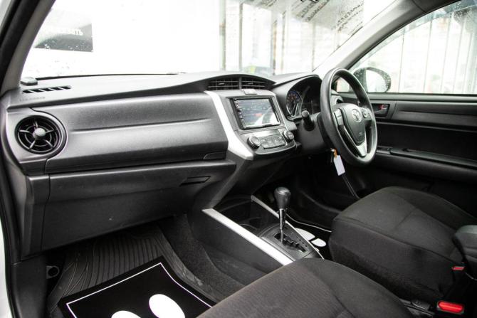Toyota Corolla XI (E160 E170 E180) с пробегом 2016 года, цена 1 145 000 рублей, 167500 км, универсал, Автокод Объявления