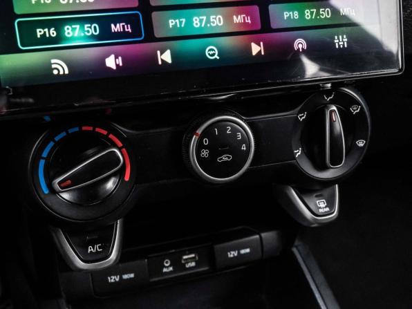 Kia Rio IV с пробегом 2018 года, цена 1 174 000 рублей, 178883 км, хэтчбек, Автокод Объявления