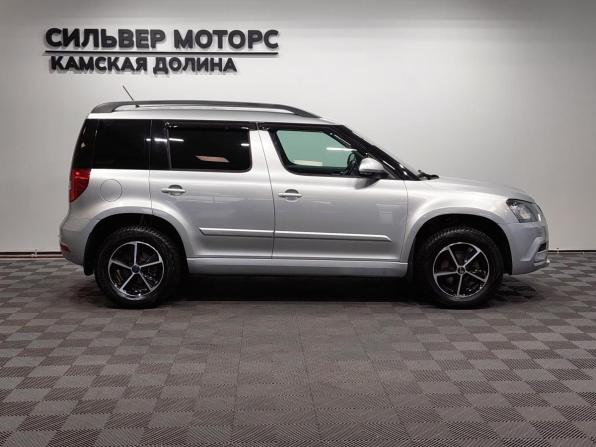 Skoda Yeti I Рестайлинг с пробегом 2015 года, цена 1 330 000 рублей, 196000 км, внедорожник, Автокод Объявления