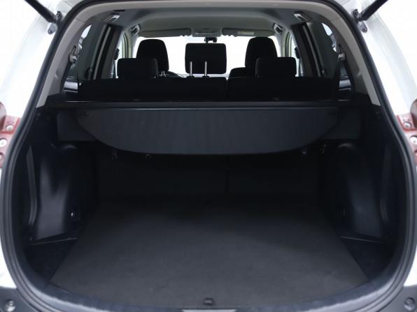Toyota RAV4 IV (XA40) с пробегом 2015 года, цена 1 970 000 рублей, 197533 км, внедорожник, Автокод Объявления