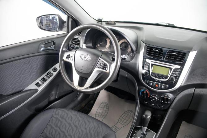 Hyundai Solaris I с пробегом 2011 года, цена 829 000 рублей, 172000 км, седан, Автокод Объявления