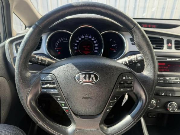 Kia Ceed II с пробегом 2013 года, цена 949 000 рублей, 197633 км, хэтчбек, Автокод Объявления
