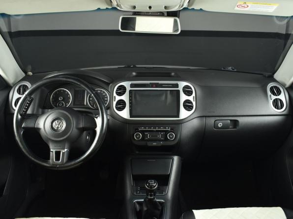 Volkswagen Tiguan I Рестайлинг с пробегом 2012 года, цена 1 099 999 рублей, 279412 км, внедорожник, Автокод Объявления