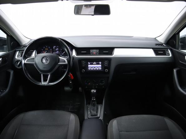 Skoda Rapid I с пробегом 2016 года, цена 950 000 рублей, 147582 км, лифтбек, Автокод Объявления
