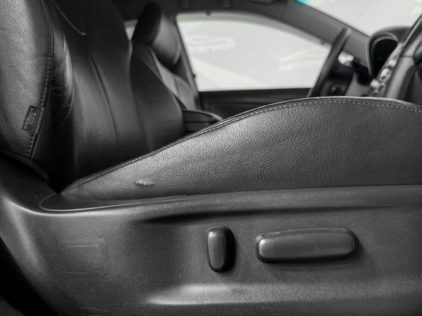 Toyota Camry VI (XV40) Рестайлинг с пробегом 2011 года, цена 1 229 000 рублей, 209400 км, седан, Автокод Объявления