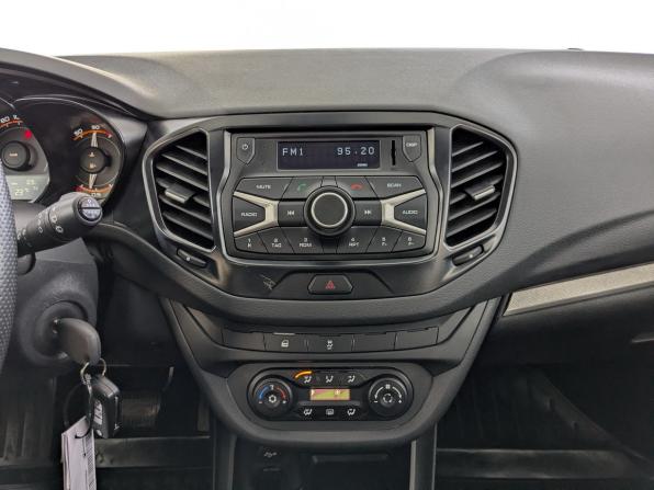 Lada (ВАЗ) Vesta I с пробегом 2018 года, цена 999 000 рублей, 80414 км, универсал, Автокод Объявления