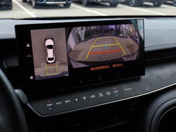 Toyota Camry IX (XV80) China Market с пробегом 2025 года, цена 4 097 000 рублей, 10400 км, седан, Автокод Объявления