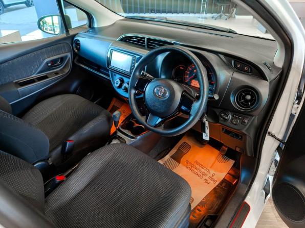 Toyota Vitz III (XP130) Рестайлинг с пробегом 2019 года, цена 1 200 000 рублей, 41825 км, хэтчбек, Автокод Объявления
