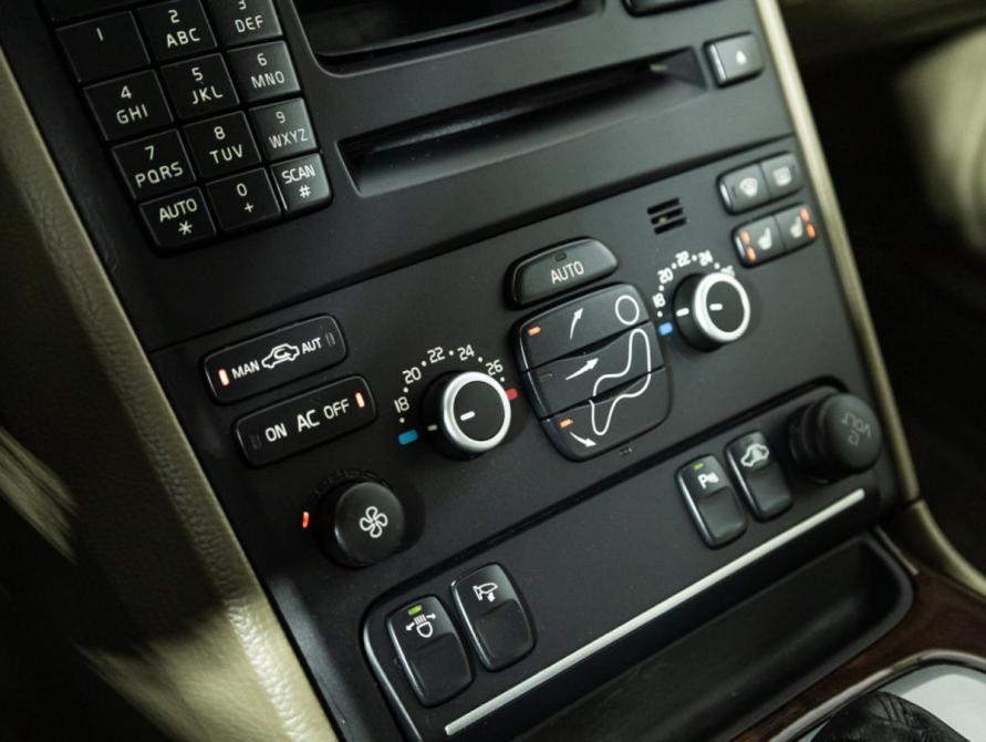 Volvo XC90 I Рестайлинг Санкт-Петербург  - изображение 15
