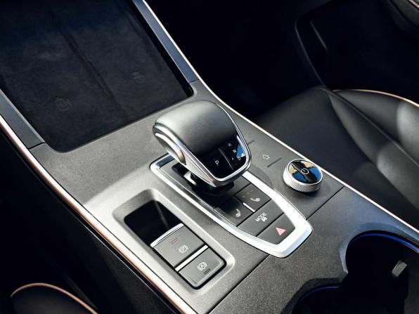 Omoda C5 I с пробегом 2023 года, цена 1 799 000 рублей, 40716 км, внедорожник, Автокод Объявления