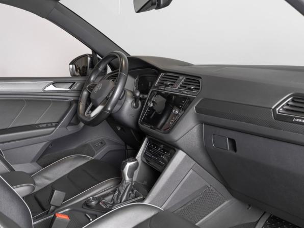 Volkswagen Tiguan II Рестайлинг с пробегом 2021 года, цена 4 353 500 рублей, 47000 км, внедорожник, Автокод Объявления