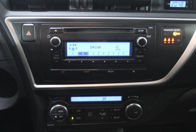 Toyota Auris II с пробегом 2013 года, цена 1 420 000 рублей, 112127 км, хэтчбек, Автокод Объявления
