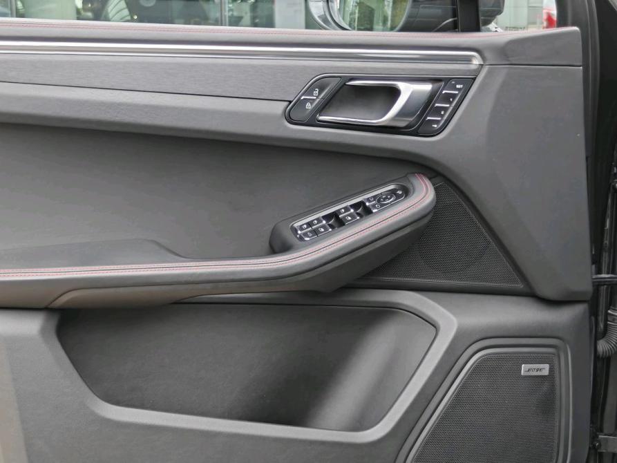 Porsche Macan I Рестайлинг Санкт-Петербург  - изображение 15