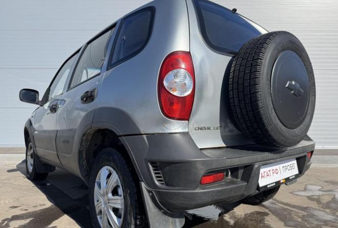 Chevrolet Niva I Рестайлинг с пробегом 2015 года, цена 505 000 рублей, 200000 км, внедорожник, Автокод Объявления