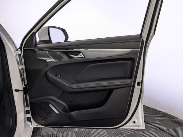 Haval Jolion I с пробегом 2023 года, цена 1 850 000 рублей, 28346 км, внедорожник, Автокод Объявления