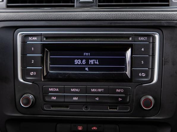 Volkswagen Jetta VI с пробегом 2015 года, цена 898 000 рублей, 140493 км, седан, Автокод Объявления