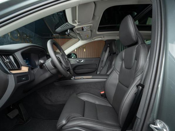 Новый Volvo XC60 II Рестайлинг 2 2026 года, цена 9 150 000 рублей, внедорожник, Автокод Объявления