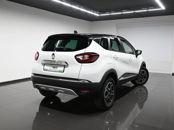 Renault Kaptur I Рестайлинг с пробегом 2022 года, цена 1 965 000 рублей, 23434 км, внедорожник, Автокод Объявления