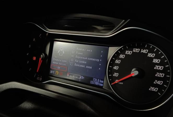 Ford Mondeo IV Рестайлинг с пробегом 2013 года, цена 1 020 000 рублей, 137727 км, седан, Автокод Объявления