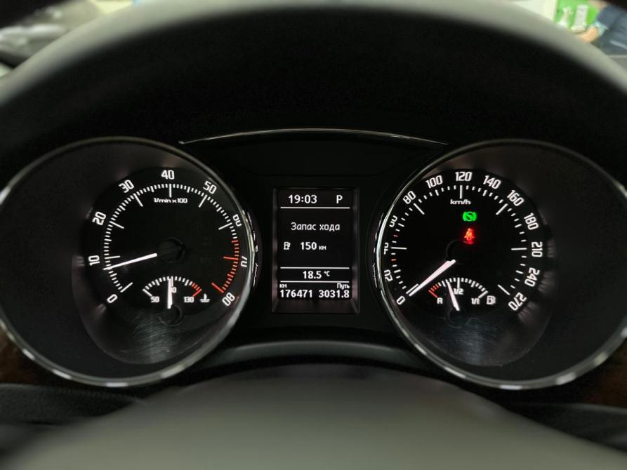 Skoda Superb II Рестайлинг Санкт-Петербург  - изображение 24