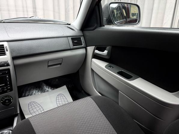 Lada (ВАЗ) Priora I с пробегом 2011 года, цена 329 000 рублей, 107516 км, универсал, Автокод Объявления
