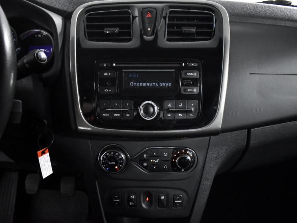 Renault Sandero II с пробегом 2016 года, цена 970 000 рублей, 146092 км, хэтчбек, Автокод Объявления