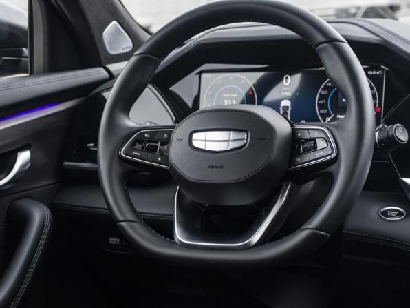 Geely Monjaro I с пробегом 2025 года, цена 3 819 000 рублей, 38100 км, внедорожник, Автокод Объявления