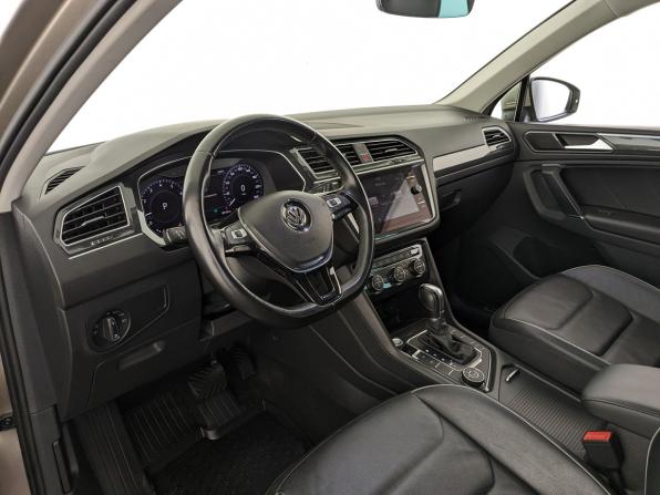Volkswagen Tiguan II с пробегом 2018 года, цена 2 955 000 рублей, 89168 км, внедорожник, Автокод Объявления