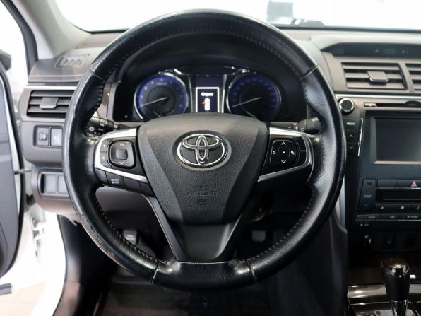 Toyota Camry VII (XV50) Рестайлинг с пробегом 2015 года, цена 1 850 000 рублей, 167208 км, седан, Автокод Объявления