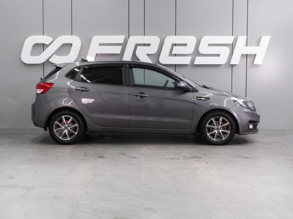 Kia Rio III Рестайлинг с пробегом 2017 года, цена 1 200 000 рублей, 103704 км, хэтчбек, Автокод Объявления