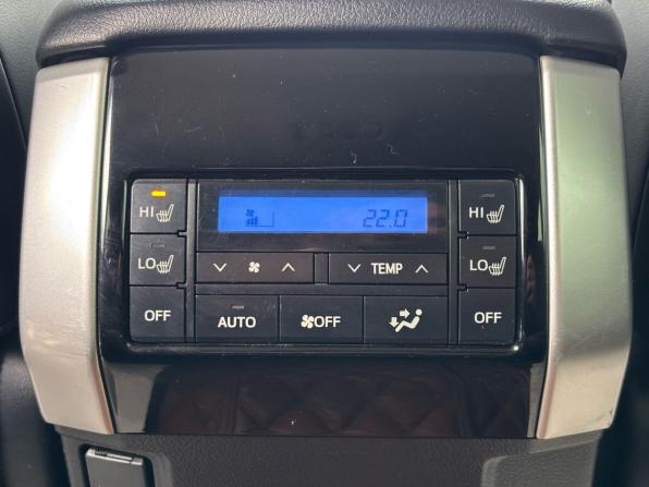 Toyota Land Cruiser Prado 150 Series Рестайлинг 2 с пробегом 2019 года, цена 5 980 000 рублей, 79867 км, внедорожник, Автокод Объявления