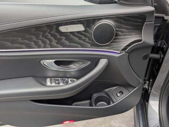 Mercedes-Benz E-Класс V (W213 S213 C238) Рестайлинг с пробегом 2021 года, цена 4 697 000 рублей, 55023 км, седан, Автокод Объявления