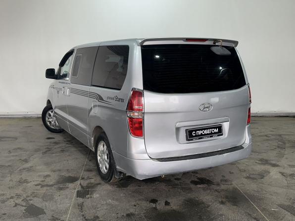 Hyundai Grand Starex I с пробегом 2008 года, цена 935 000 рублей, 285076 км, минивэн, Автокод Объявления
