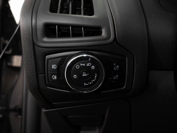 Ford Focus III с пробегом 2013 года, цена 844 000 рублей, 151000 км, седан, Автокод Объявления