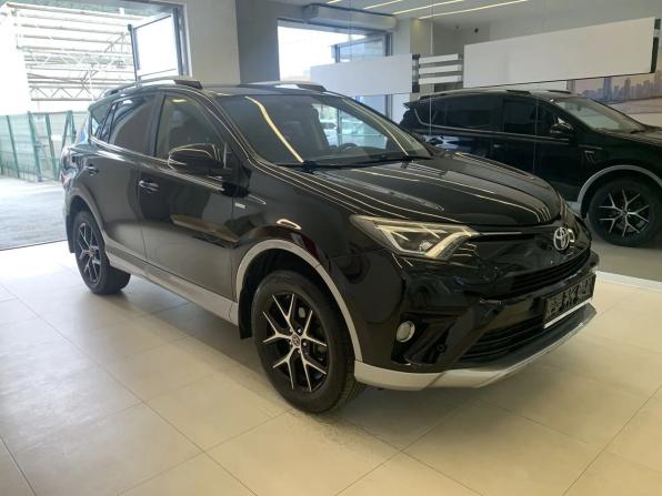 Toyota RAV4 IV (XA40) Рестайлинг с пробегом 2017 года, цена 2 400 000 рублей, 118505 км, внедорожник, Автокод Объявления