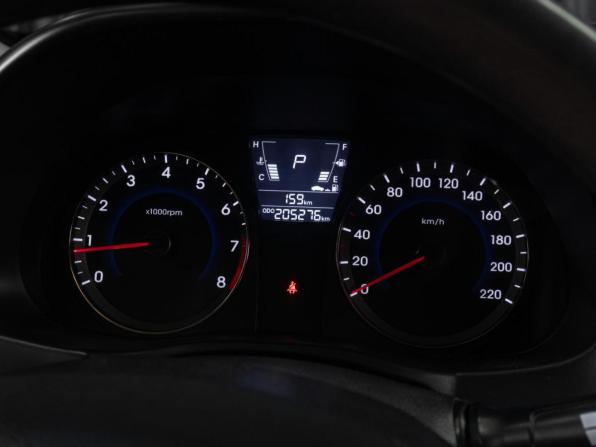 Hyundai Solaris I с пробегом 2013 года, цена 859 000 рублей, 205276 км, седан, Автокод Объявления