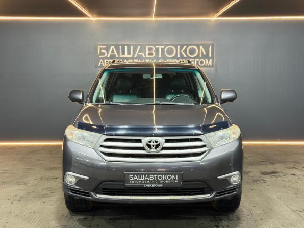 Toyota Highlander II (XU40) Рестайлинг с пробегом 2012 года, цена 1 870 000 рублей, 208157 км, внедорожник, Автокод Объявления