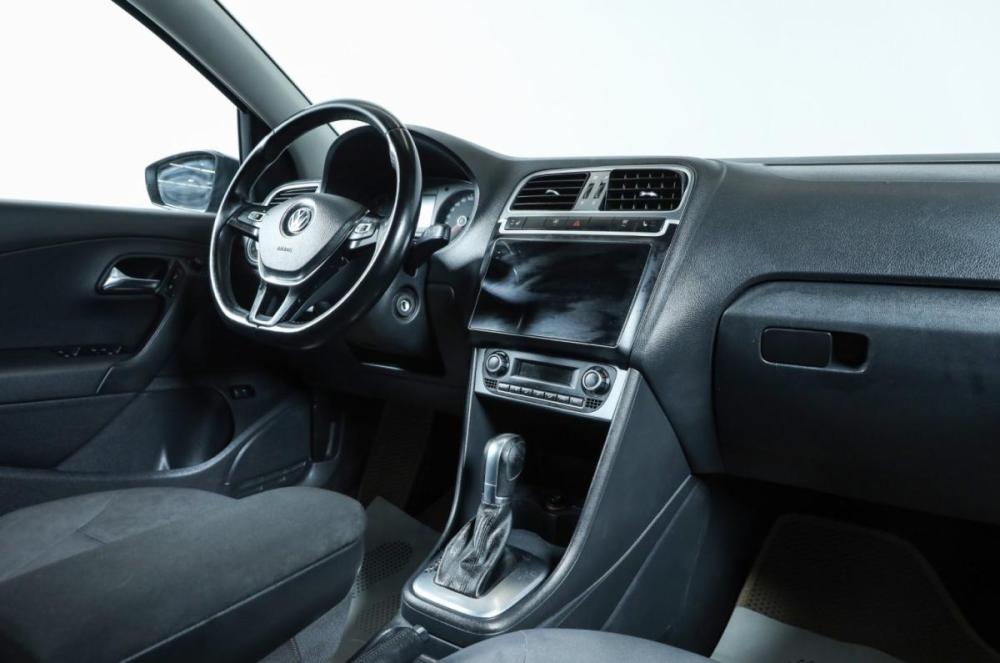 Volkswagen Polo V Рестайлинг Новосибирск  - изображение 10