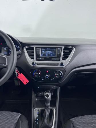 Hyundai Solaris II Рестайлинг с пробегом 2022 года, цена 1 785 000 рублей, 12832 км, седан, Автокод Объявления