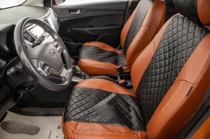 Hyundai Solaris II с пробегом 2018 года, цена 1 359 000 рублей, 152000 км, седан, Автокод Объявления
