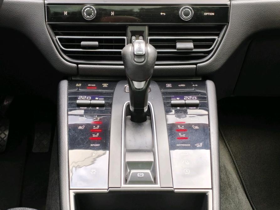 Porsche Macan I Рестайлинг 2 Санкт-Петербург  - изображение 21