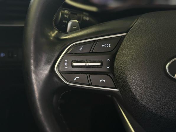 Hyundai Santa Fe IV Рестайлинг с пробегом 2021 года, цена 3 250 000 рублей, 80916 км, внедорожник, Автокод Объявления