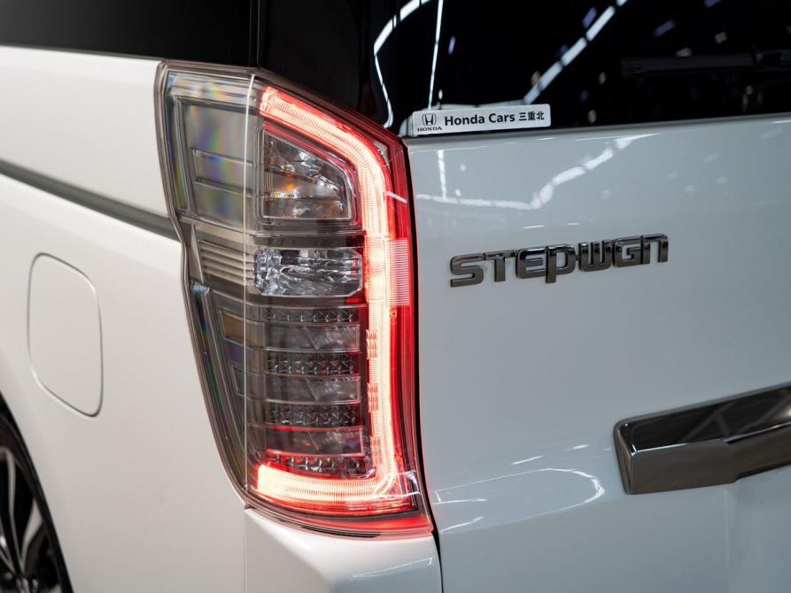Honda Stepwgn IV Рестайлинг Чита  - изображение 21