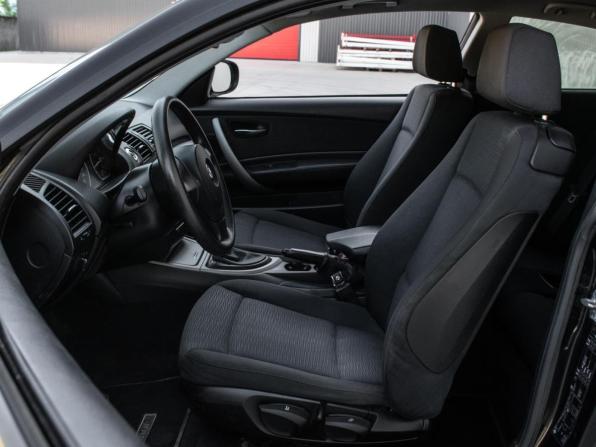 BMW 1 серии I (E81/E82/E87/E88) Рестайлинг с пробегом 2010 года, цена 895 000 рублей, 223302 км, хэтчбек, Автокод Объявления