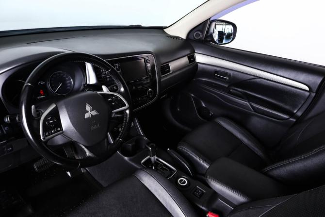Mitsubishi Outlander III с пробегом 2012 года, цена 1 459 000 рублей, 223000 км, внедорожник, Автокод Объявления
