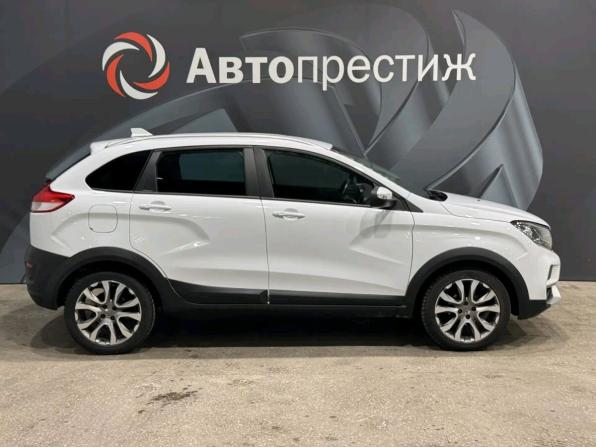 Lada (ВАЗ) XRAY I с пробегом 2018 года, цена 1 080 000 рублей, 56000 км, хэтчбек, Автокод Объявления