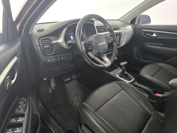 Kia Rio IV Рестайлинг с пробегом 2021 года, цена 1 949 000 рублей, 54552 км, хэтчбек, Автокод Объявления