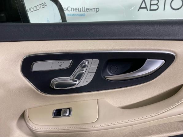 Mercedes-Benz V-Класс III (W447) Рестайлинг 2 с пробегом 2024 года, цена 11 097 000 рублей, 77453 км, минивэн, Автокод Объявления